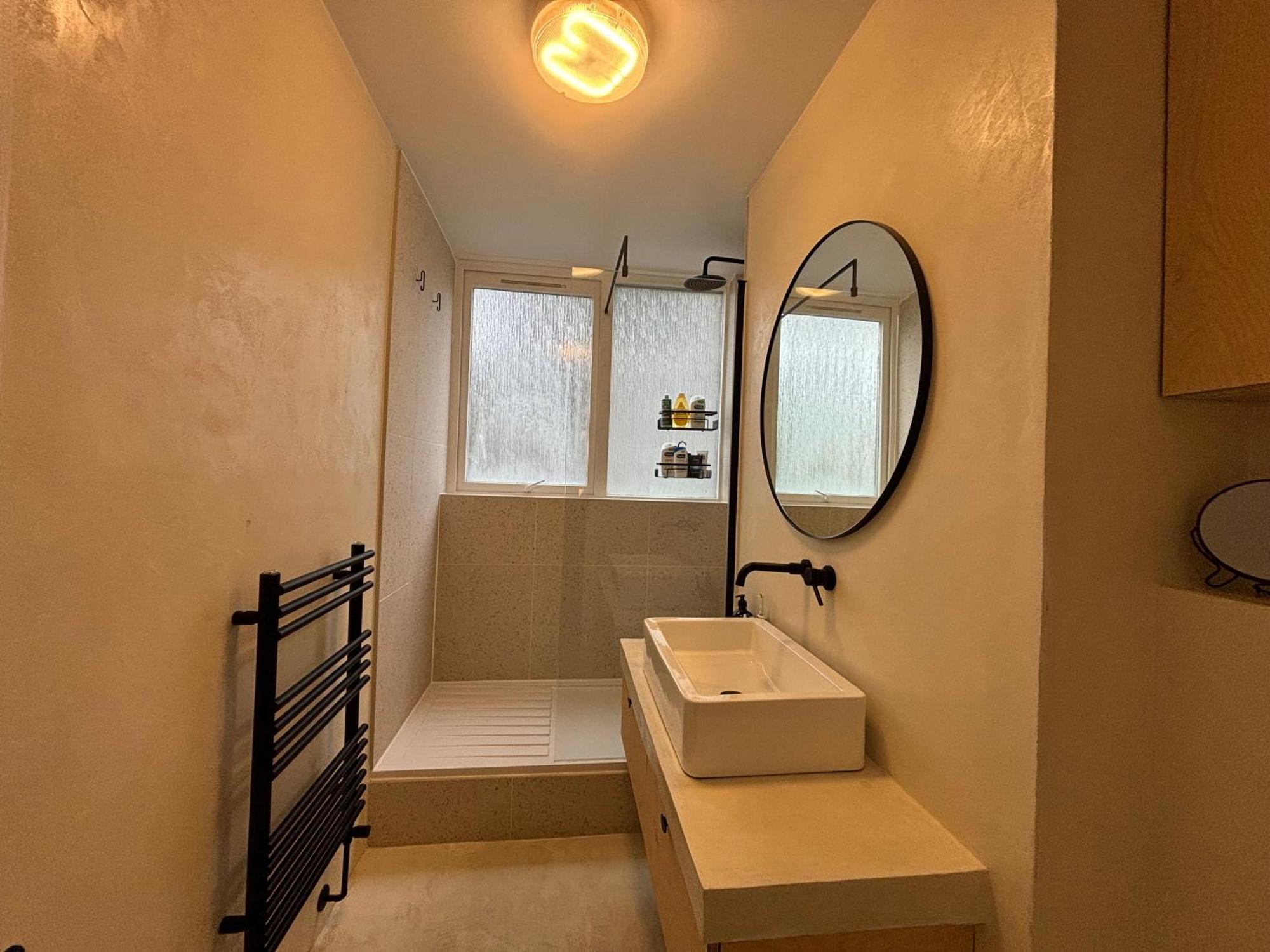 Unique 3bd Flat In Hoxton With Private Garden Londres